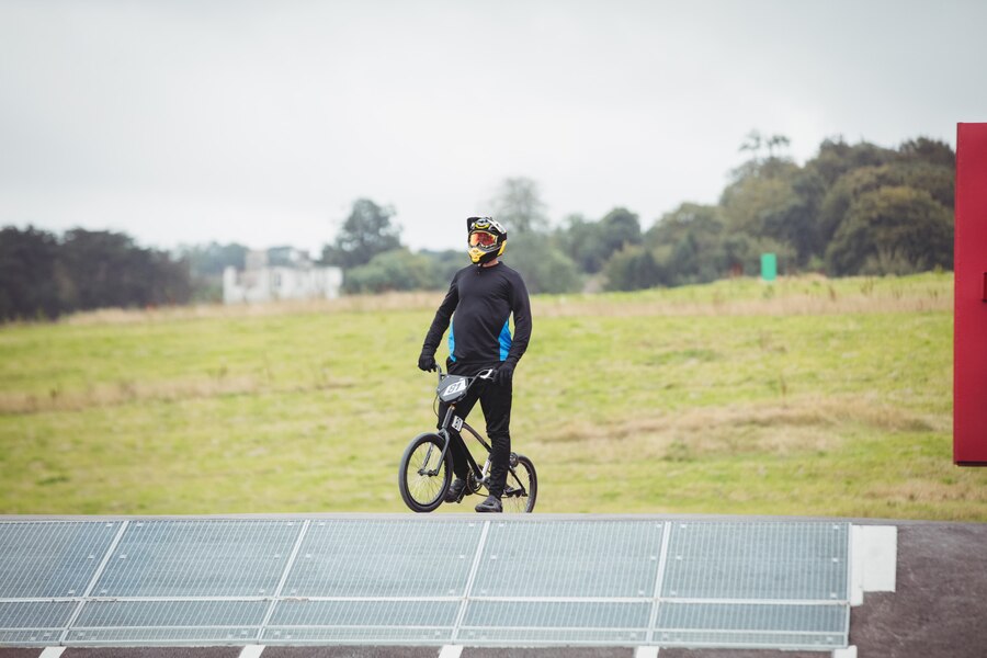 Solar-Powered Commuting: Personal Loans for Electric Bicycles