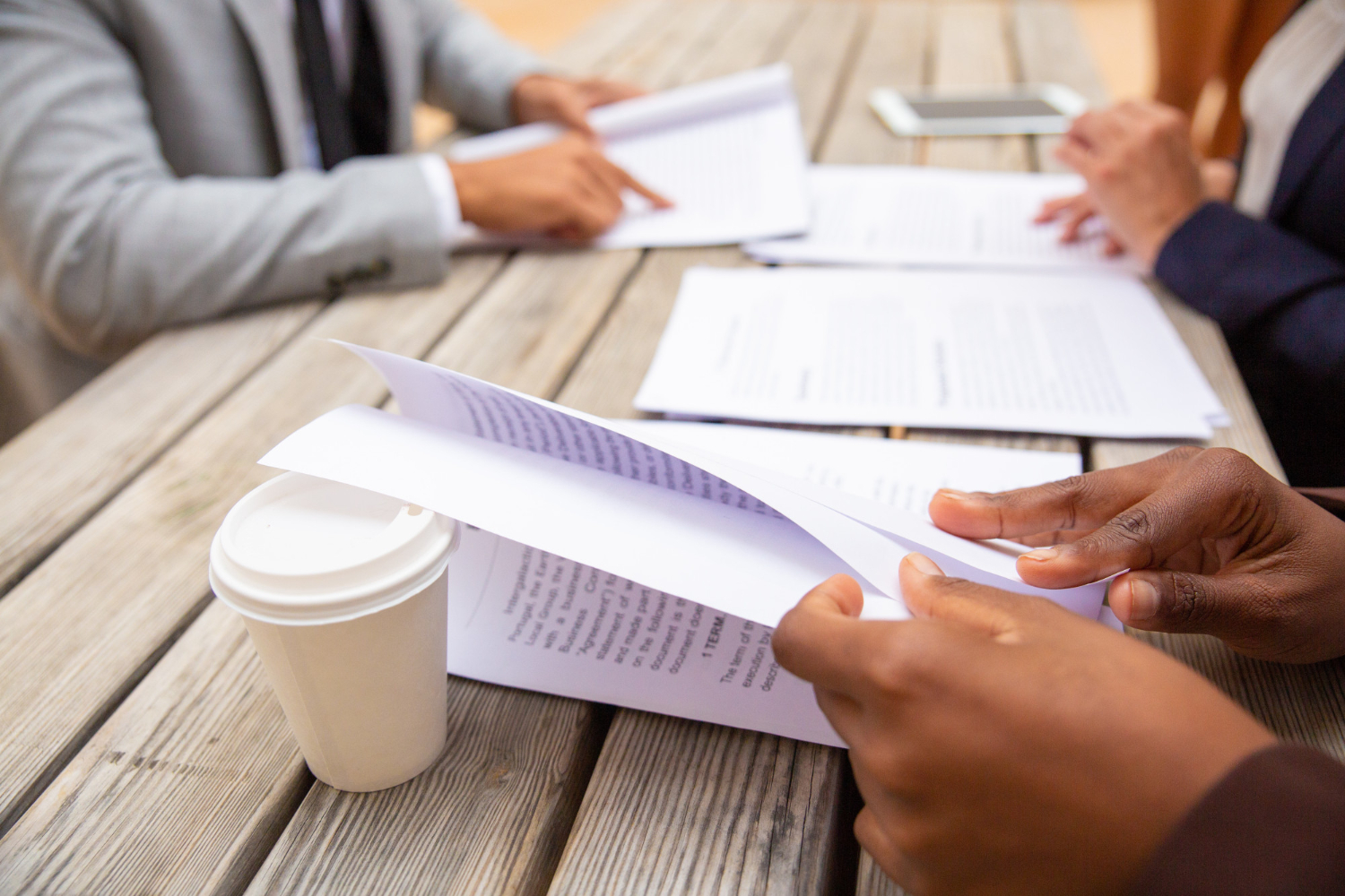 Don’t Fall for the ‘Expert Panel’ Trap: Get Human Support with Settle Loan