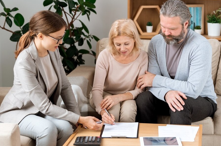 How to Collect Proof of Agent Harassment for Legal Action