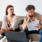 The Role of an Expert Panel in Negotiating with Banks