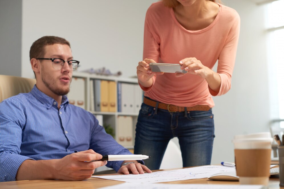 Settling Complex Loans with the Help of an Expert Panel