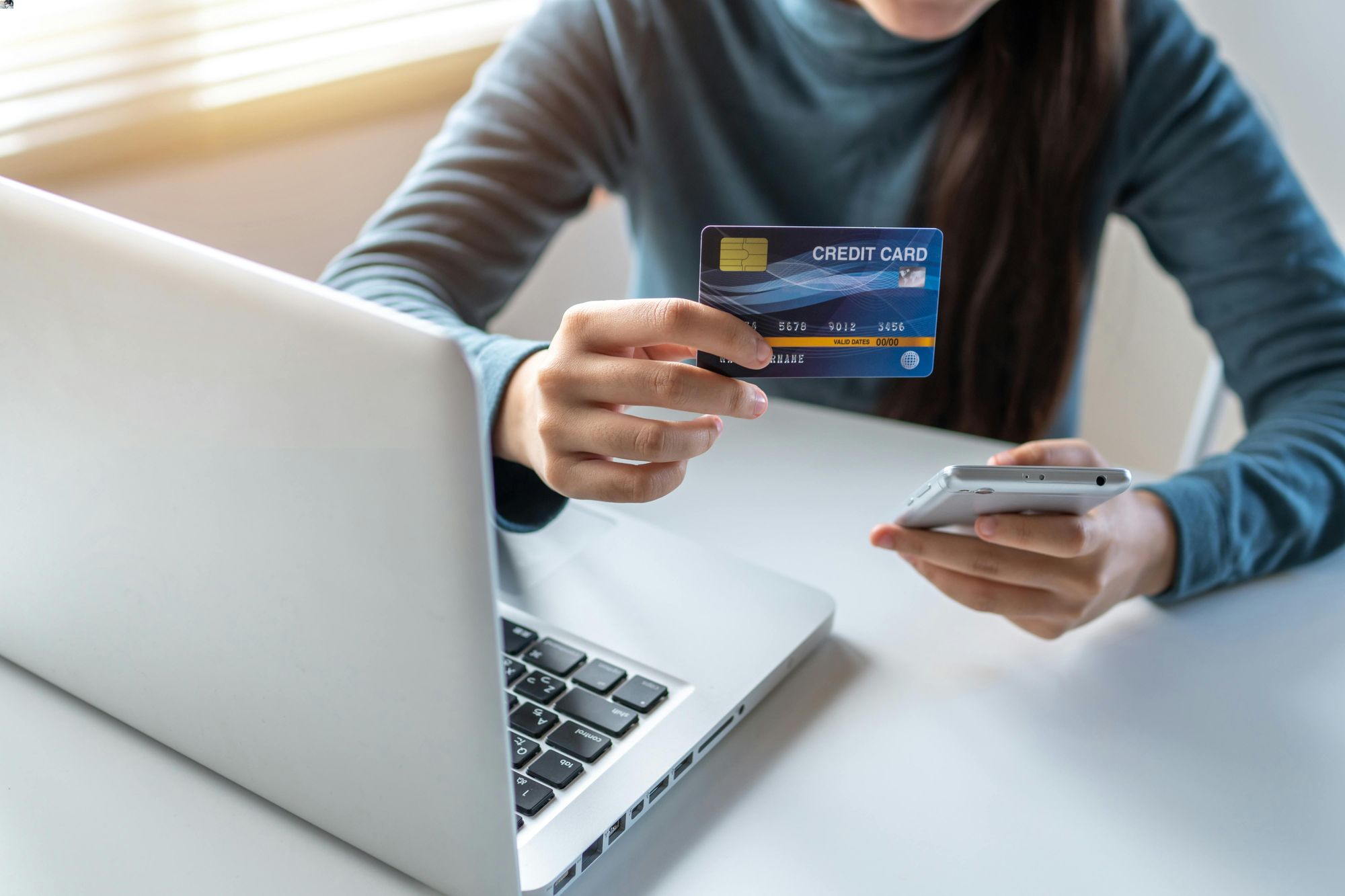Settle Loan Before Your Debt Becomes Unmanageable: Early Warning Signs to Watch